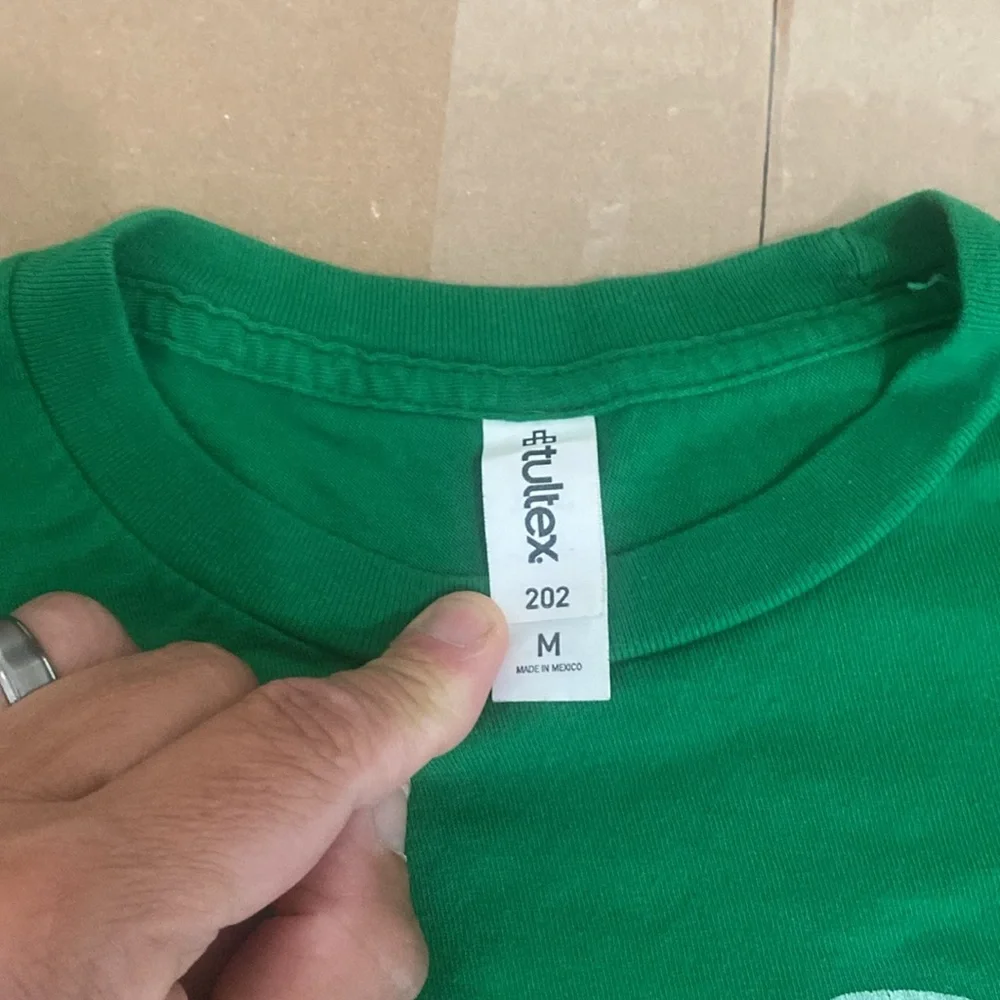 Guiness Tee Shirt - Picture 3 of 4